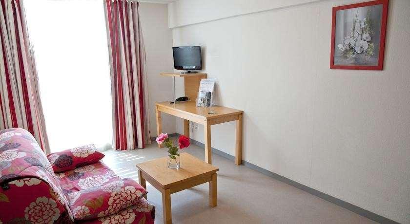 Residhotel Galerie Tatry Bordeaux Room photo