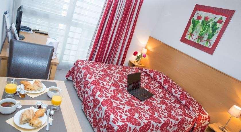 Residhotel Galerie Tatry Bordeaux Room photo